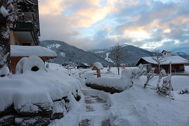 Ausblick auf das verschneite Balderschwang