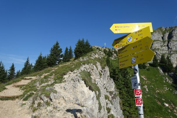 Wanderbeschilderung zur Bad Kissinger Hütte