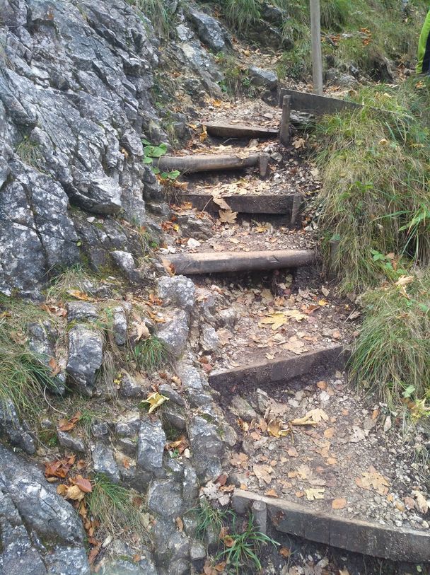 Wanderweg entlang der Reichenbachklamm