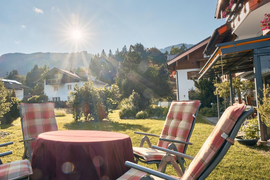 Landhotel Berghof-Bad Hindelang-Allgaeu-Außenaufna