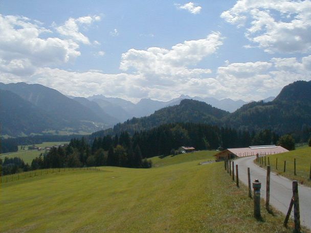 Wegverlauf von Maderhalm in Richtung Langenwang