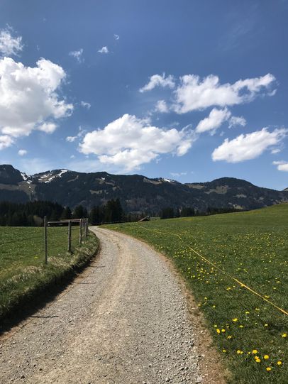 Von Fischen-Berg geht es zum Achweg