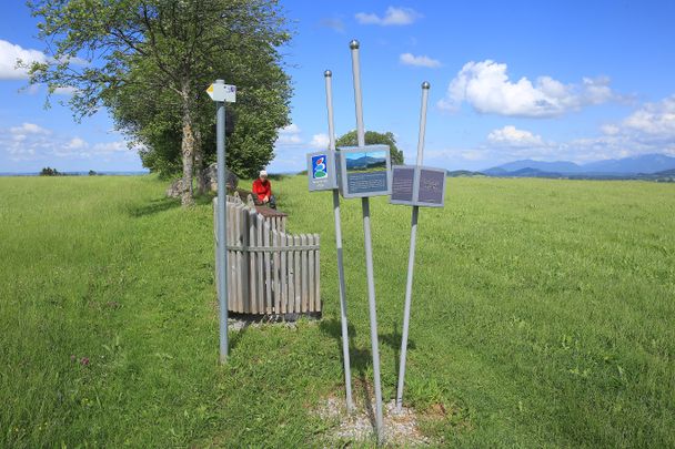 Trilogieplatz Oy-Mittelberg