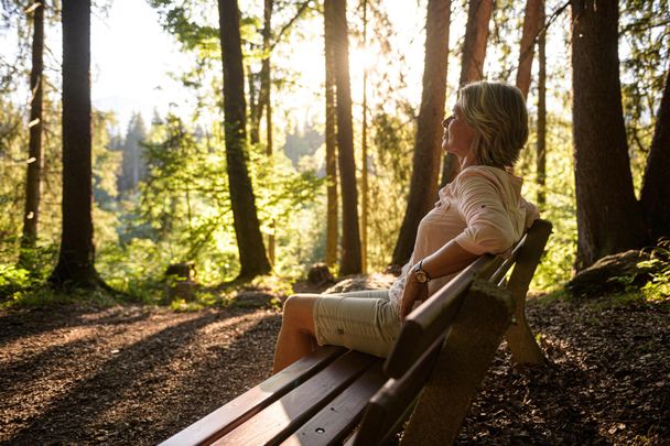 Ruhebank beim magischen Ort "Iller"