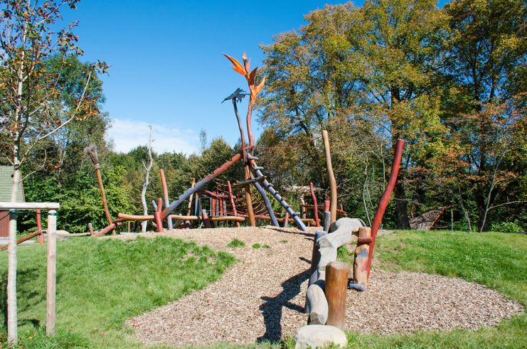 Spielplatz auf der Buchel Marktoberdorf©Stadt Marktoberdorf_Sabrina Schindzielorz