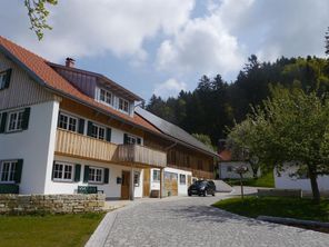 Der Hof von Südwesten