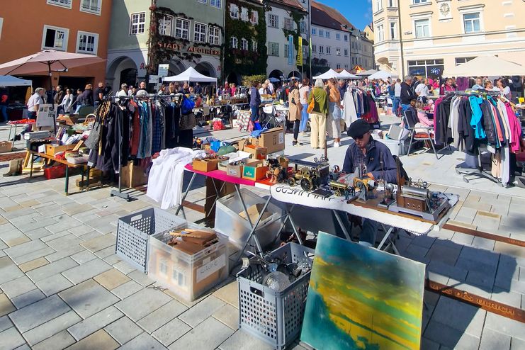 Isnys Später-Flohmarkt