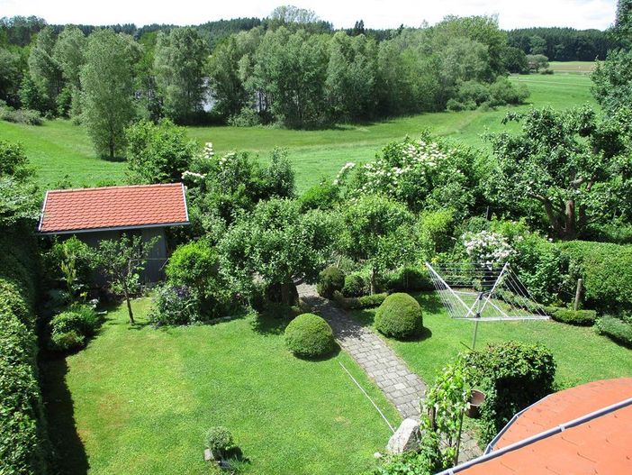 Garten- und Seeblick