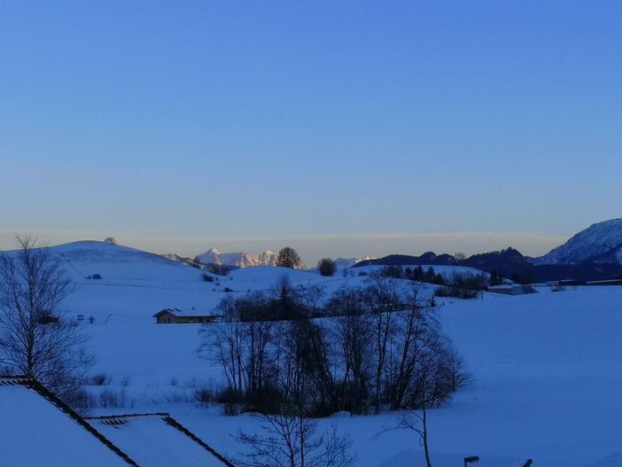 Blick auf die Zugspitze vom Schlafzimmerfenster