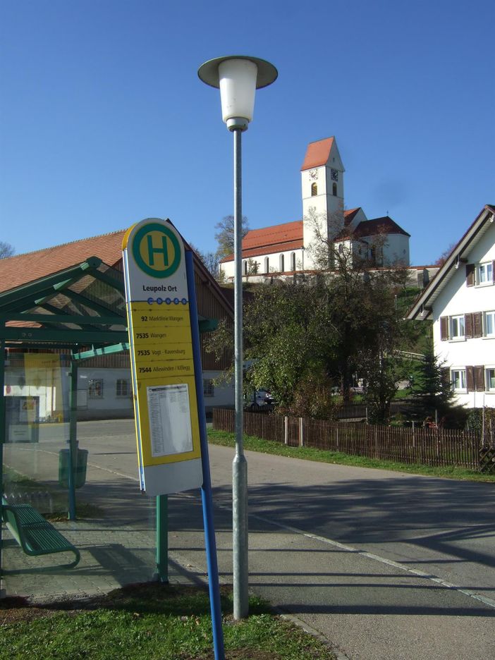 Bushaltestelle in Leupolz