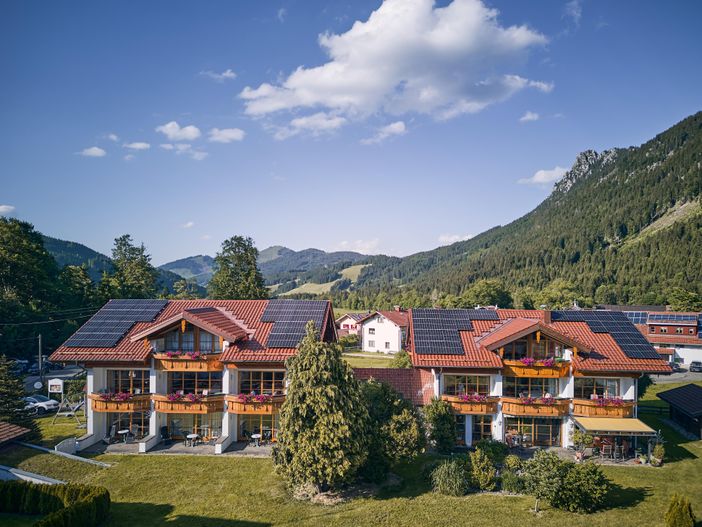 Landhotel Berghof-Bad Hindelang-Allgaeu-Außenaufna