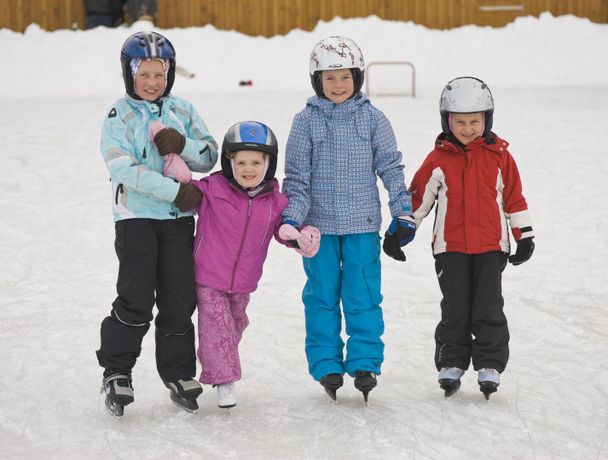 Schlittschuhelaufen für die ganze Familie