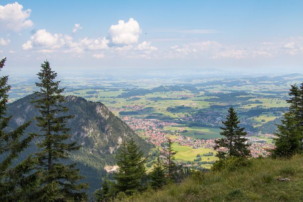 Ausblick auf das Pfrontener Tal vom Breitenberg