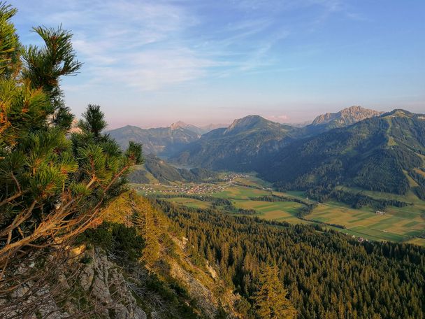 Aussicht auf dem Weg zum Gipfel