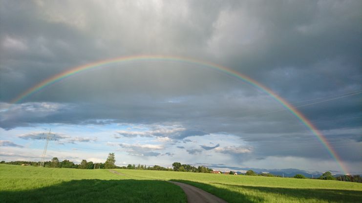 Regenbogen über Zellers