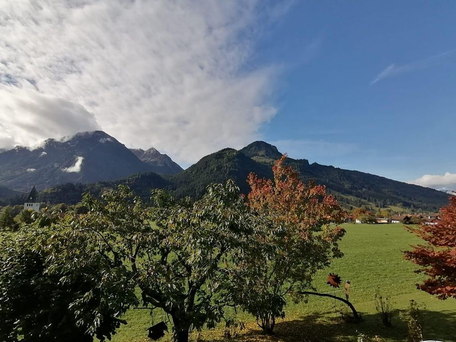 Geisteier's Hüs, Aussicht vom Südbalkon, Herbst