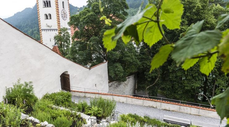 Tolle Ausblicke vom Terrassengarten in Füssen im Allgäu