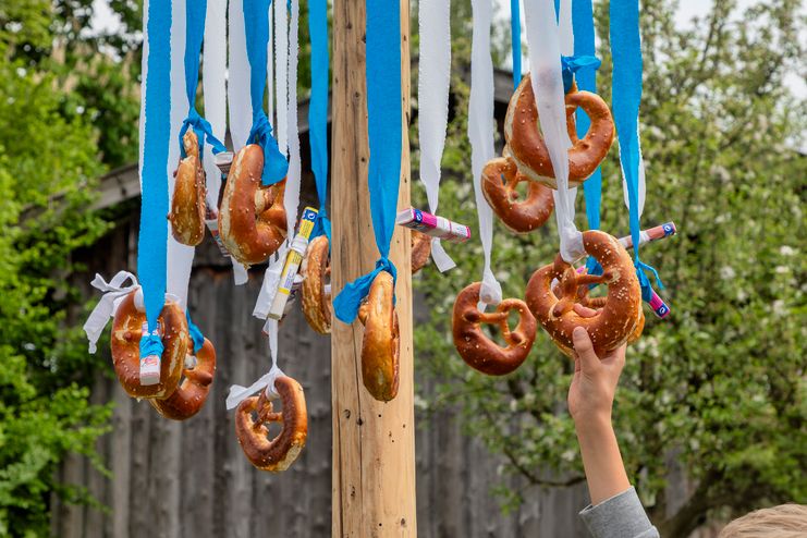 Brezenbaum für die Kinder