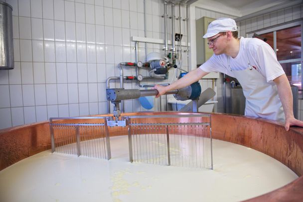 Bergkäse-Sennerei Schweineberg - Produktion