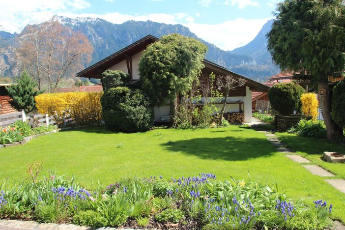 unser Garten Im Frühjahr Blick Richtung Tegelberg