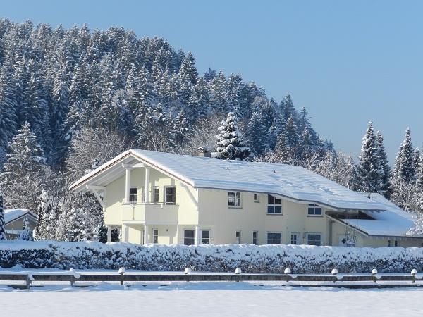 Haus im Winter