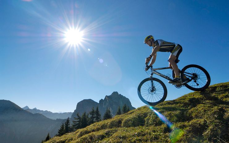 mountainbiker_21200x75045_02