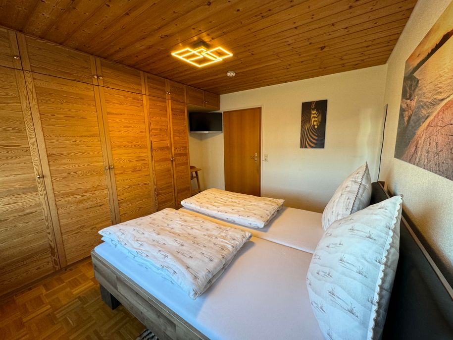 Schlafzimmer 2