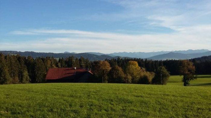 Der Melchior Hof mit Blick in den Bregenzerwald