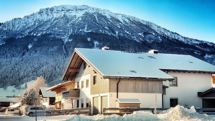 Haus mit Ferienwohnung-Kuschelzeit.de