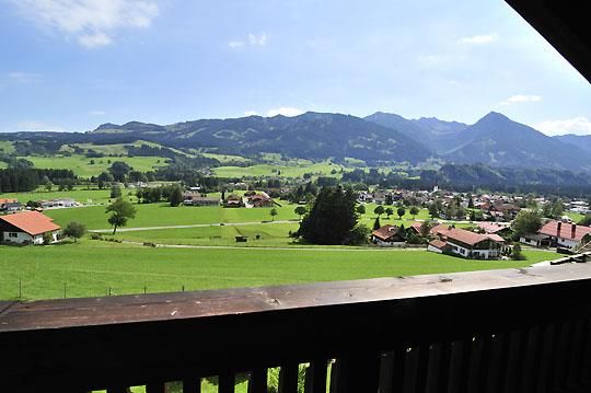 Freier Bergblick vom Ostbalkon