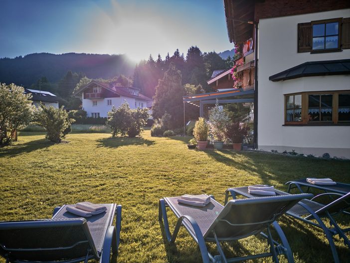 Landhotel Berghof-Bad Hindelang-Allgaeu-Außenaufna