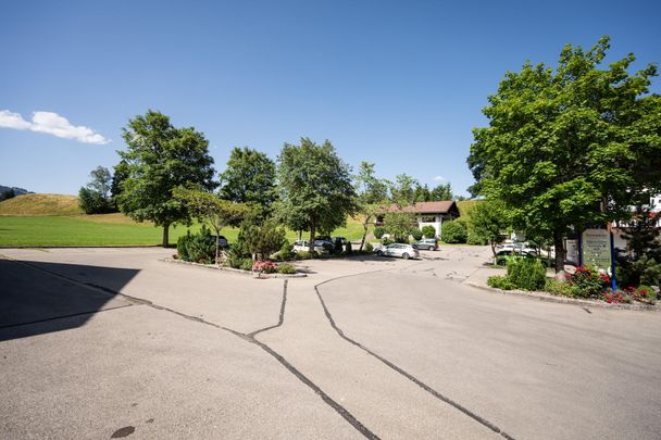 Parkplatz am Haus des Gastes Obermaiselstein