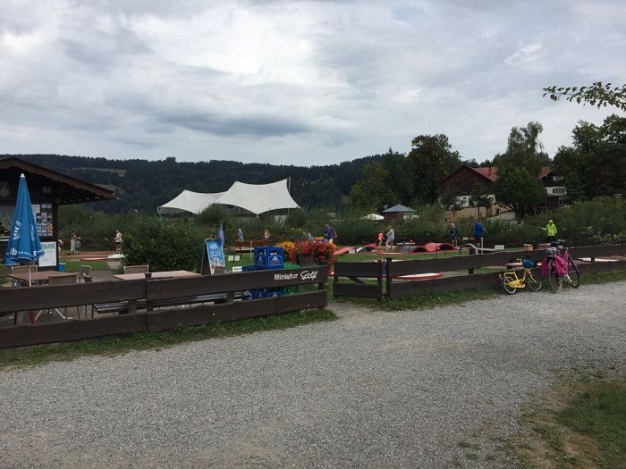 Minigolfplatz am großen Alpsee