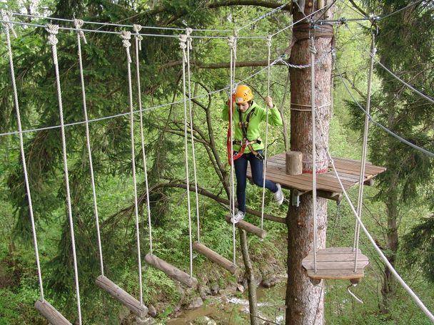 Kletterspaß im Waldseilgarten Höllschlucht