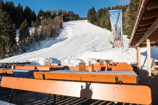 Wurzelhütte, direkt an der Weltcuppiste