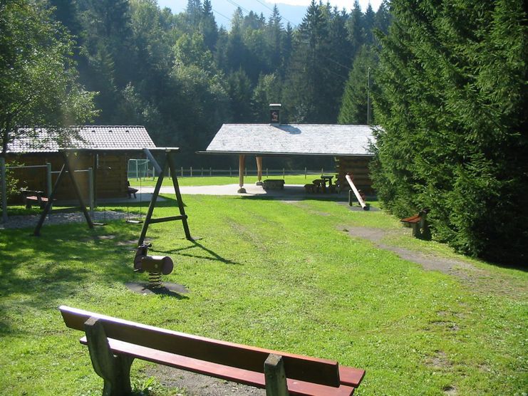 Spielplatz am Grillplatz Burgschrofen