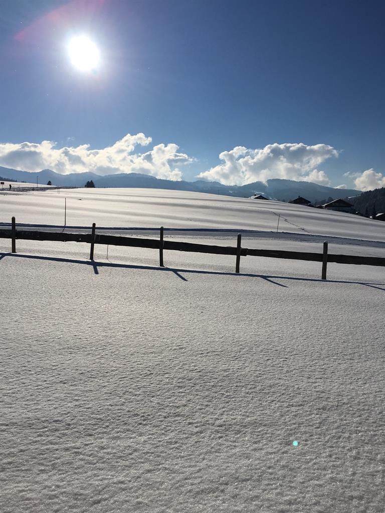 „Auszeit“ Freie Sicht auf Berge und Langlaufloipe