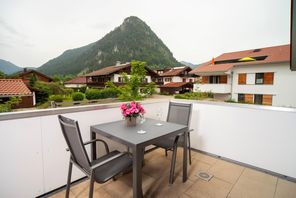 Süd-West-Balkon mit Blick auf den Kienberg