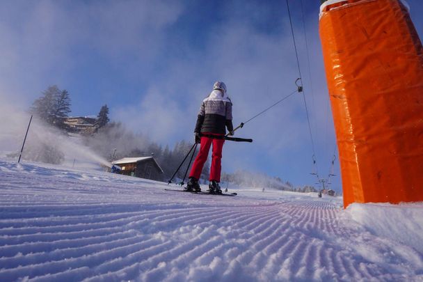 Skispaß im winterlichen Fischen