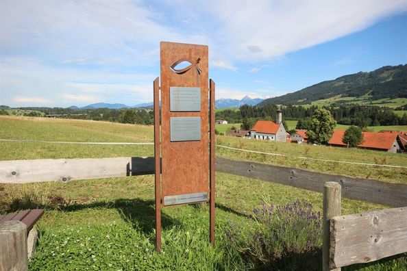 Aussichtspunkt, liegt oberhalb des Hauses