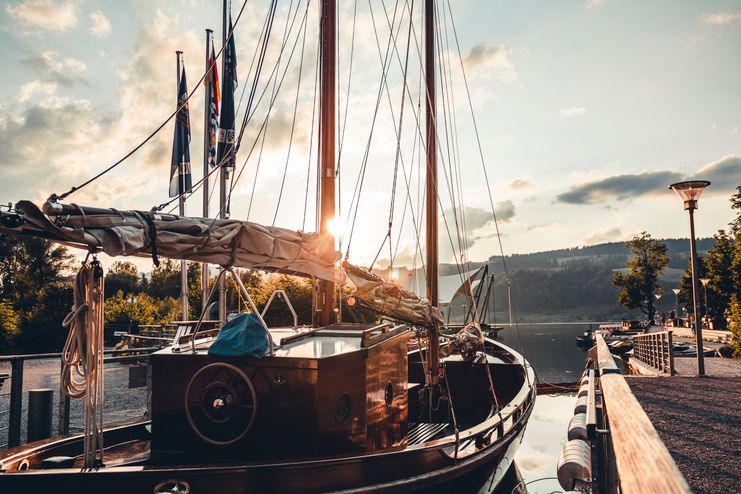 Lädine im Hafen