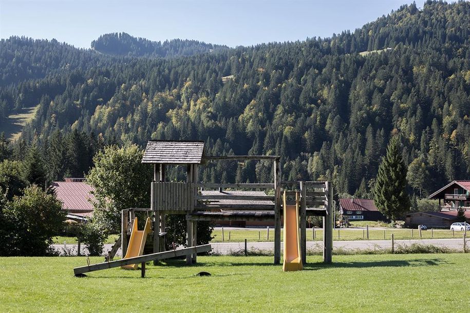 Spielplatz © Almhof