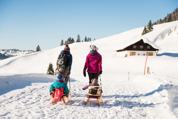 Schöne Wanderung auch mit dem Rodel möglich