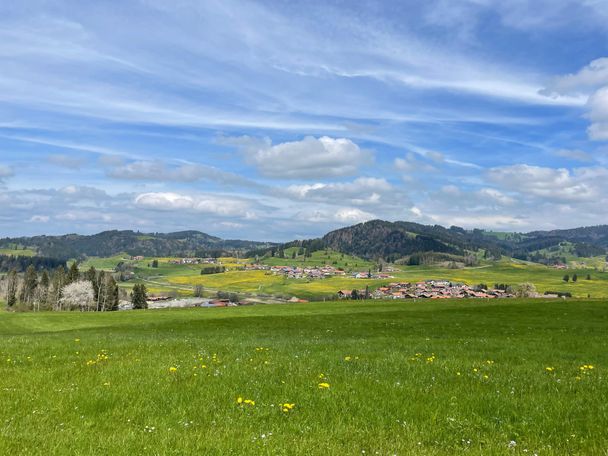 Das Gemeindegebiet Oberstaufen im Sommerlook