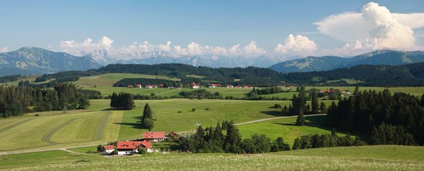 Blick auf Hellengerst