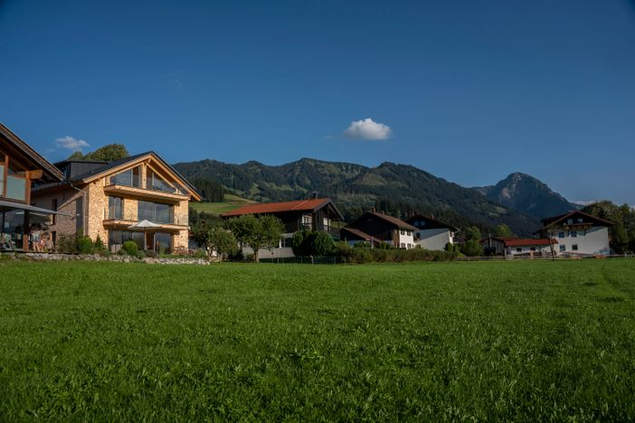 H17 Apartments mit Blick auf die Sonnenköpfe