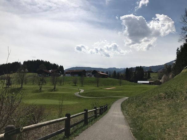 Blick über den Golfplatz