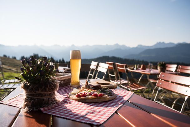 Brotzeit auf der Oberen Gund Alpe