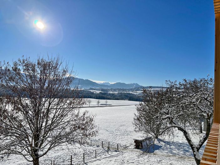 Winteraussicht Bergblick west