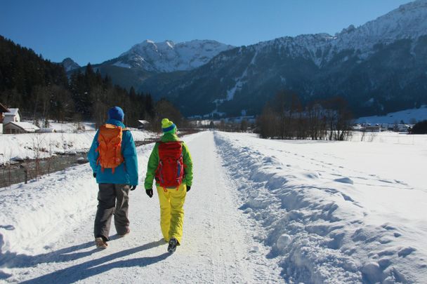 Kleine Talrunde – Winterwanderweg zu den Pfrontener Tüftlern